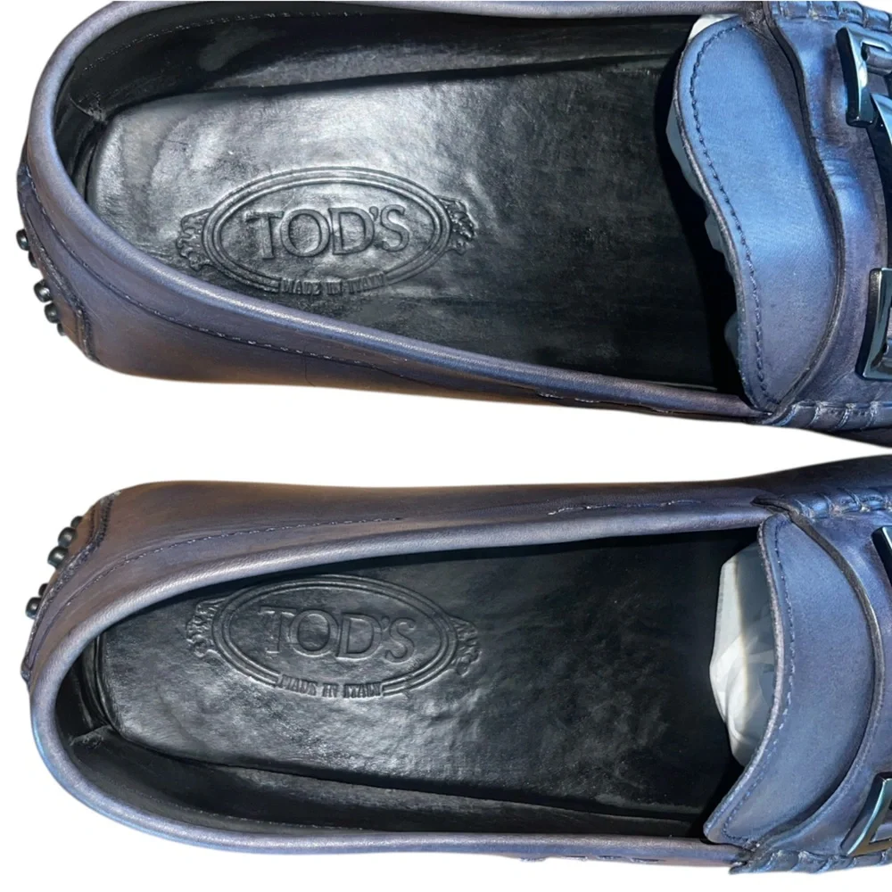 Tod’s buckle- detailed rubber pebble out sole Italian design loafer. Size 11 GUC - Picture 12 of 16